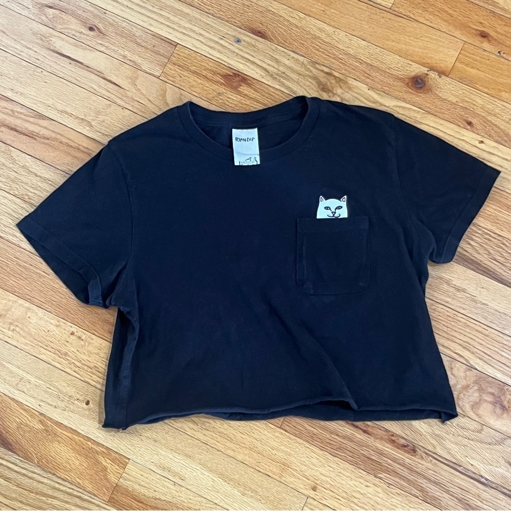 Ripndip Black Pocket Cat Cropped Tee - White Cat Detail